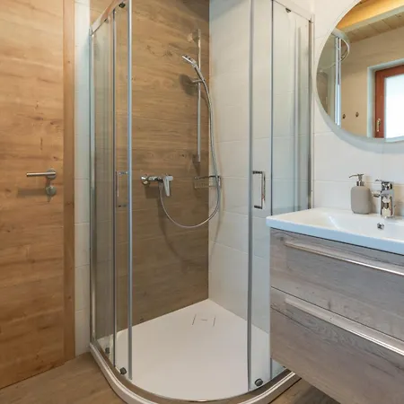 Апартаменты Orehar Бохинь