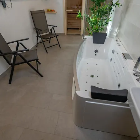 Apartment Orehar *