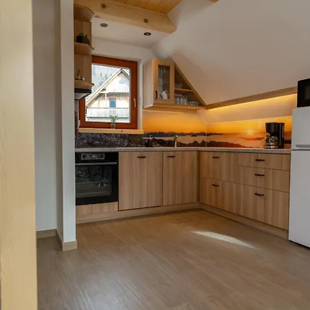 Апартаменты Orehar Бохинь