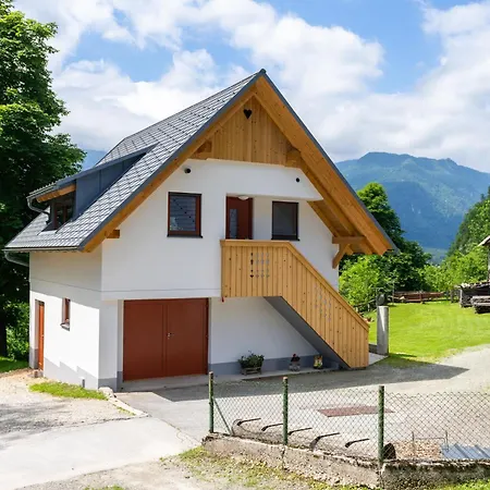 Orehar Bohinj